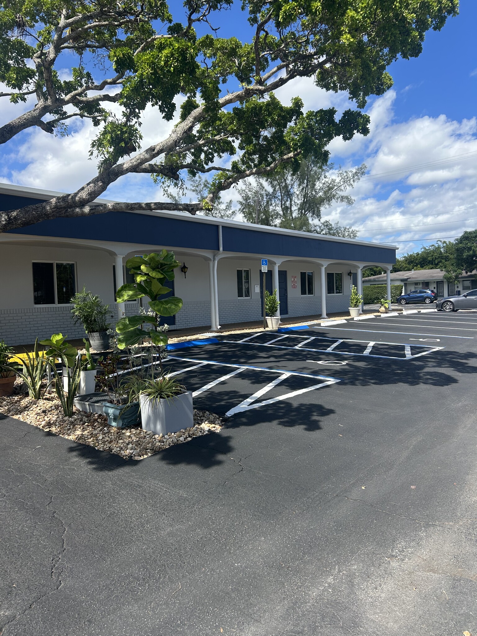 1749 NE 26th St, Fort Lauderdale, FL for Rent
