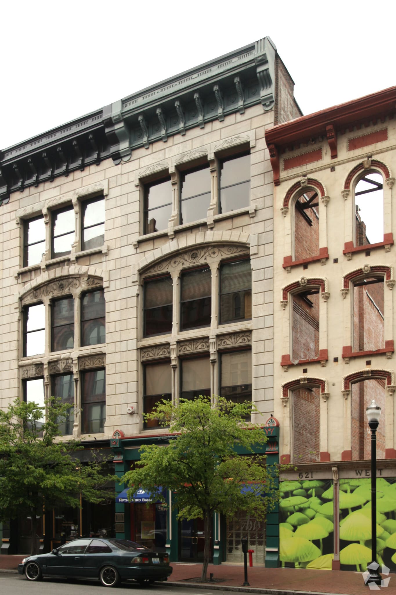 623 W Main St, Louisville, KY for Sale
