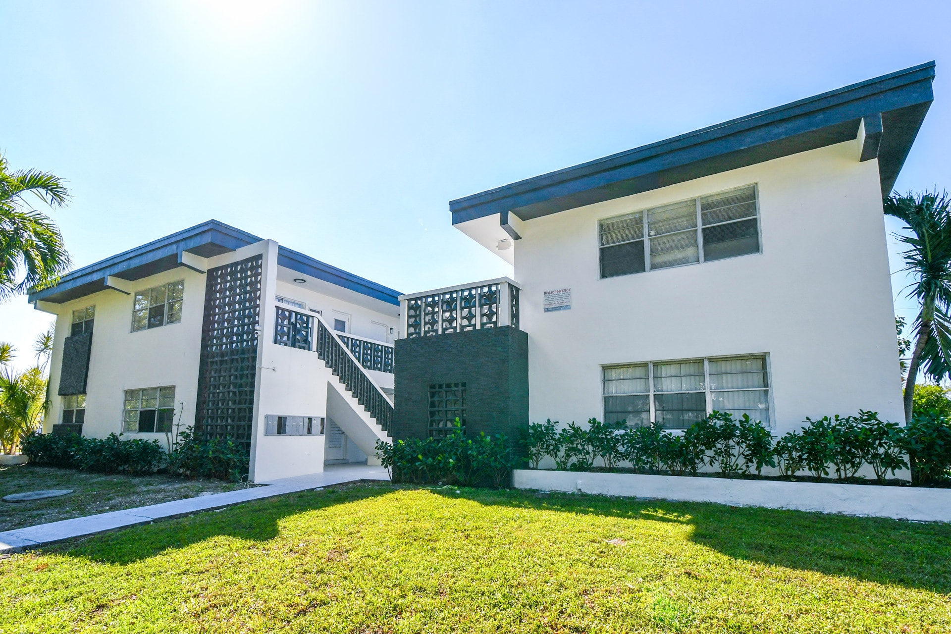16890 NE 21st Ave, North Miami Beach, FL for Sale