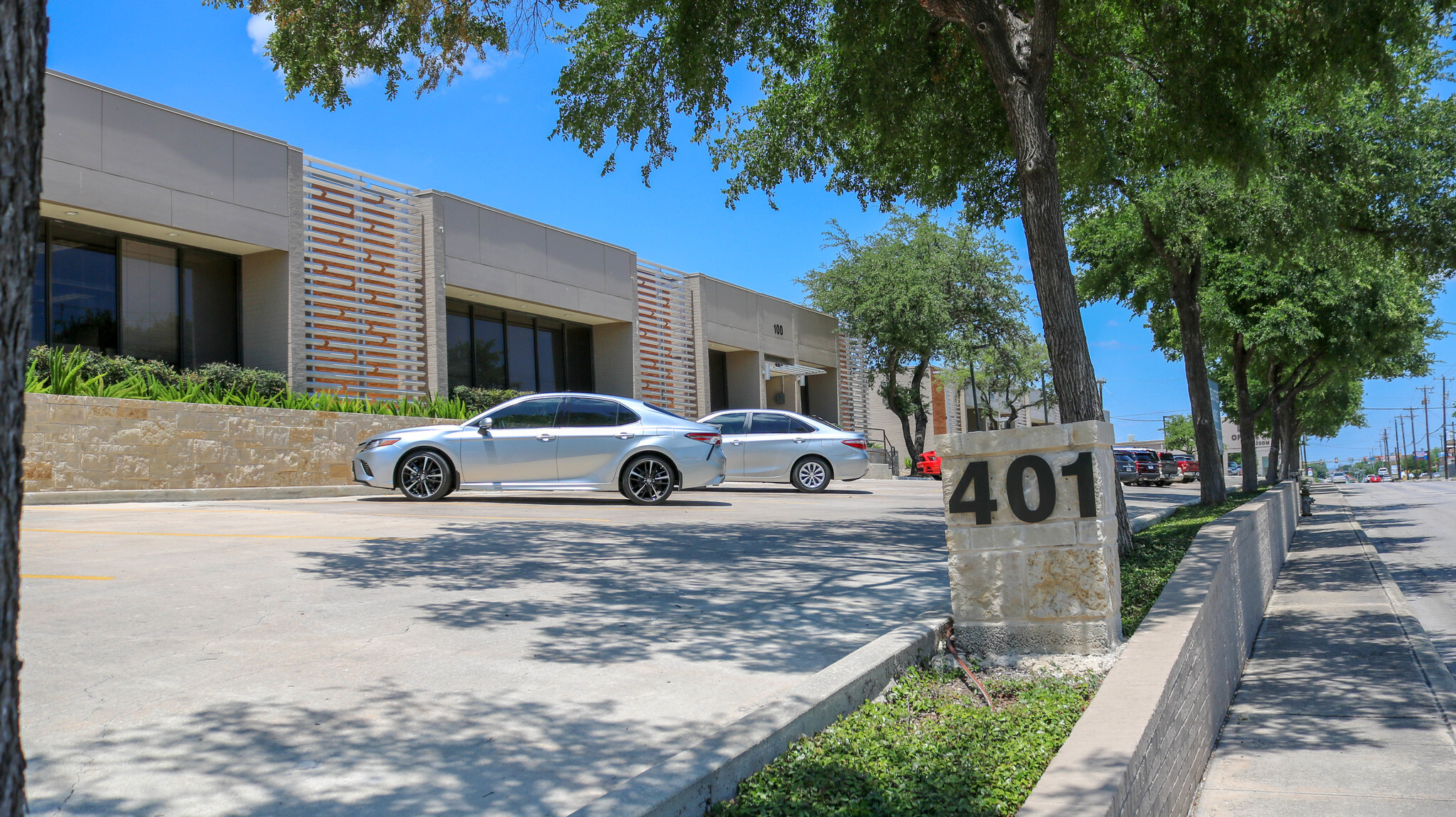 401 Isom Rd, San Antonio, TX for Rent