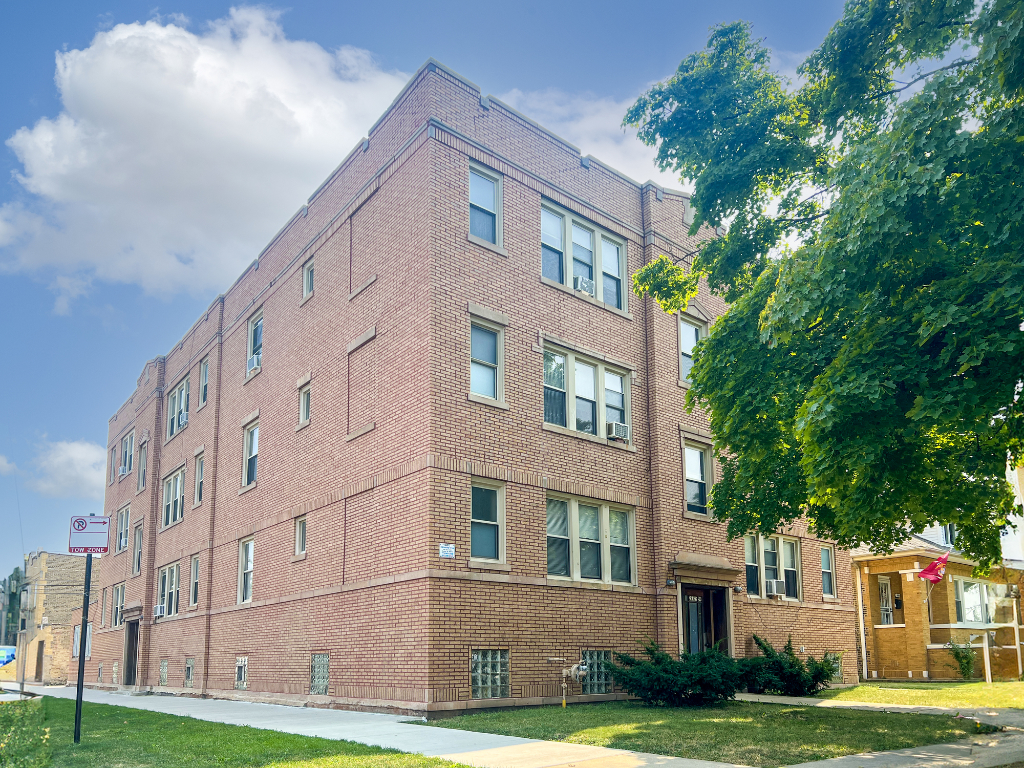 2959 N Major Ave, Chicago, IL for Sale