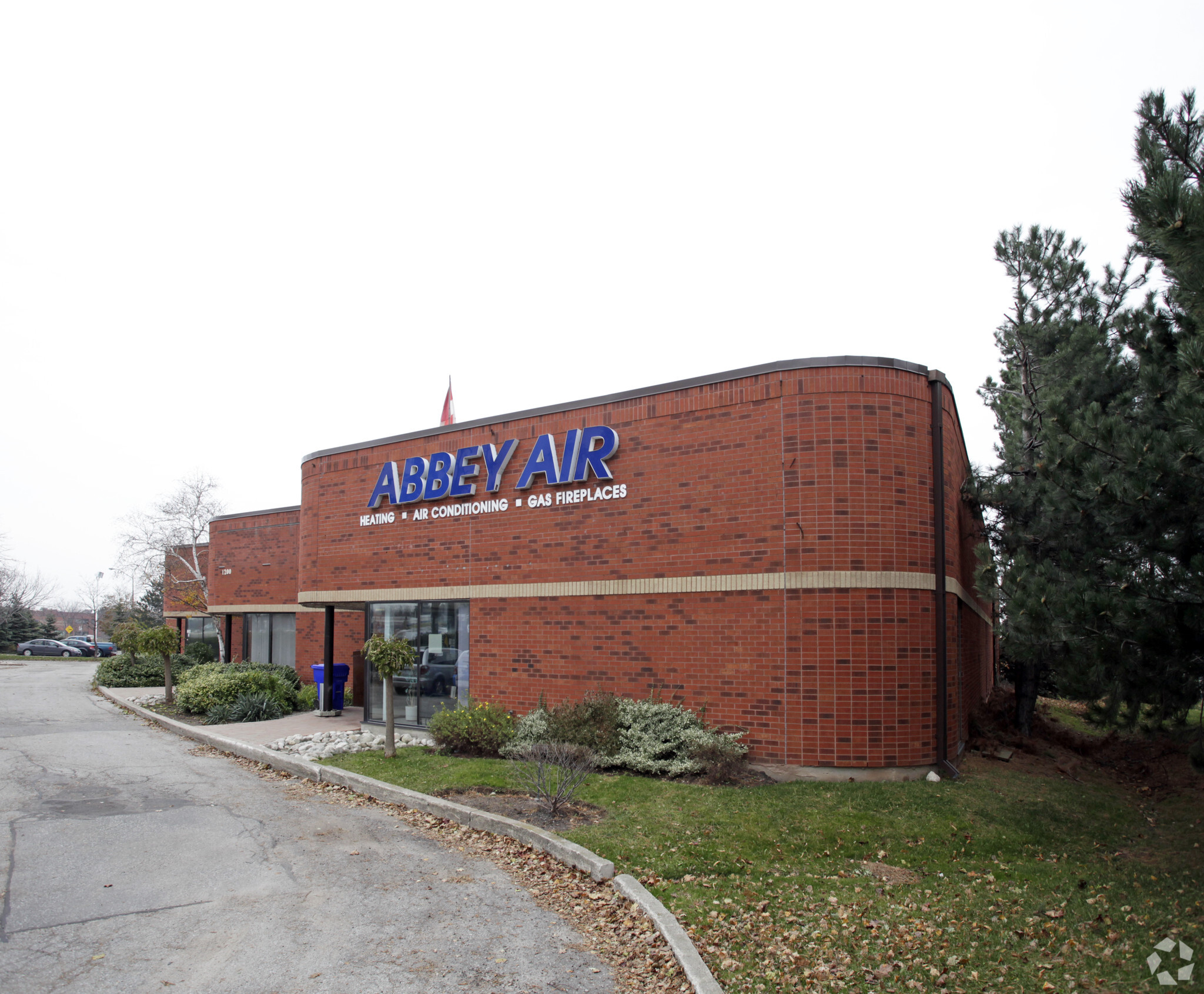 1200 S Service Rd W, Oakville, ON for Rent