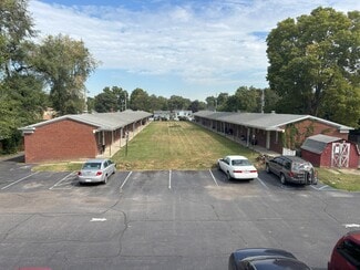Indianapolis, IN Apartments - 5125 W 10th St