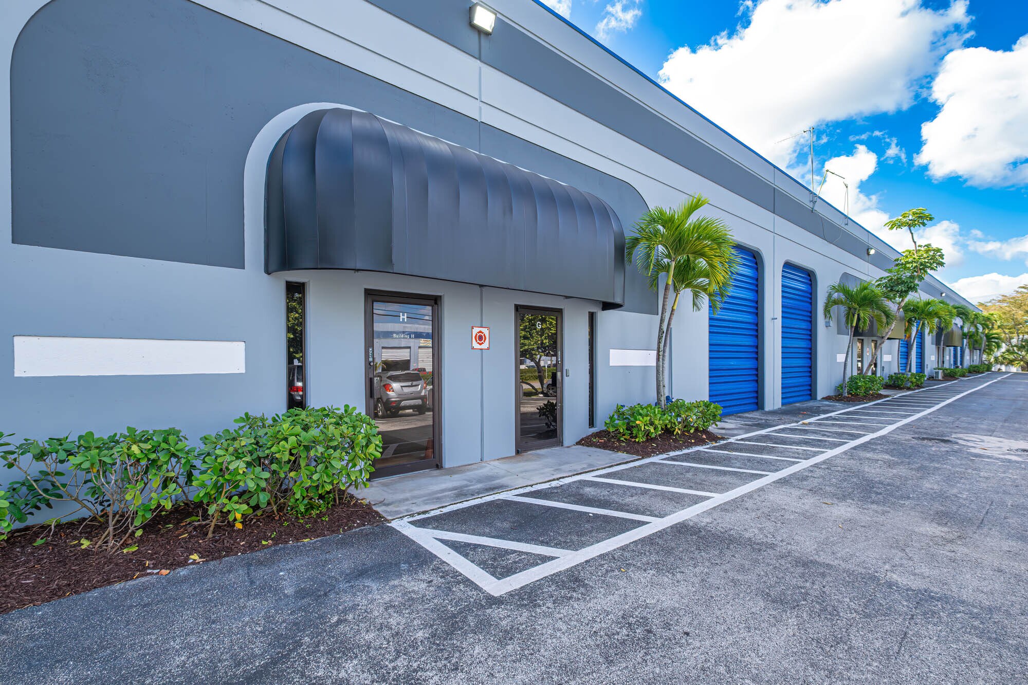 3685-3699 NW 15th St, Lauderhill, FL for Rent