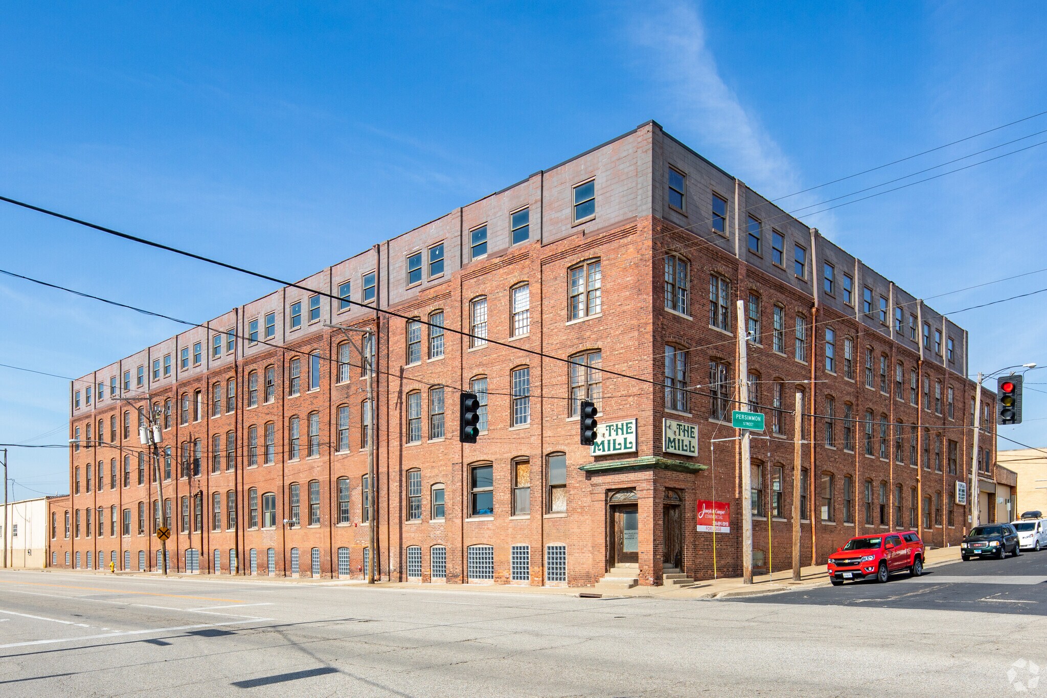1101 SW Washington St, Peoria, IL for Rent