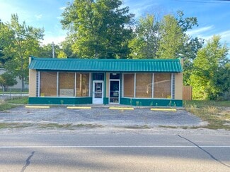 Roscommon, MI Storefront - 4609 W Higgins Lake Dr