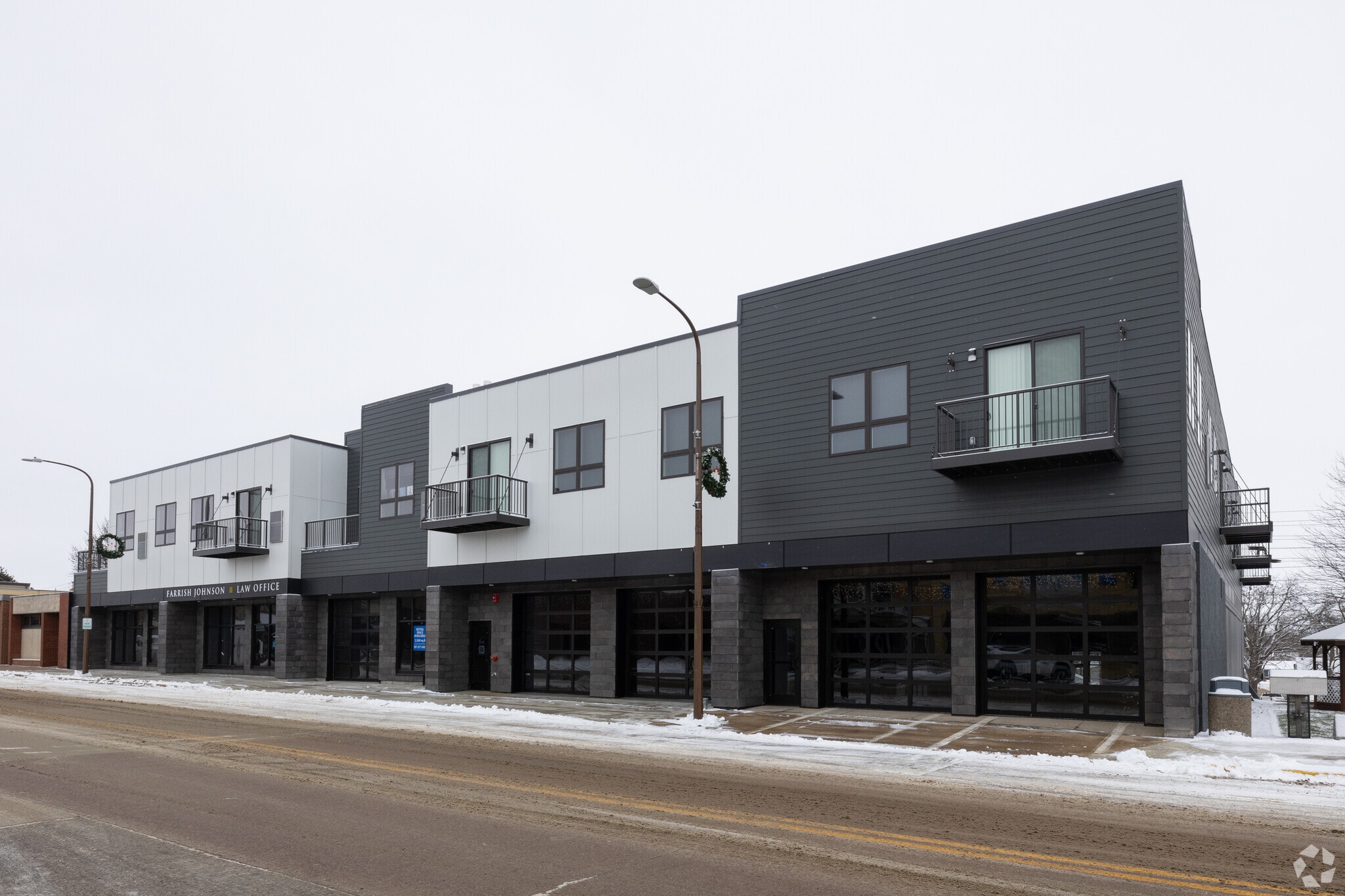 116-118 W Main St, Madelia, MN for Rent