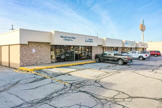 Omaha, NE Flex - 10701-10719 Mockingbird Dr