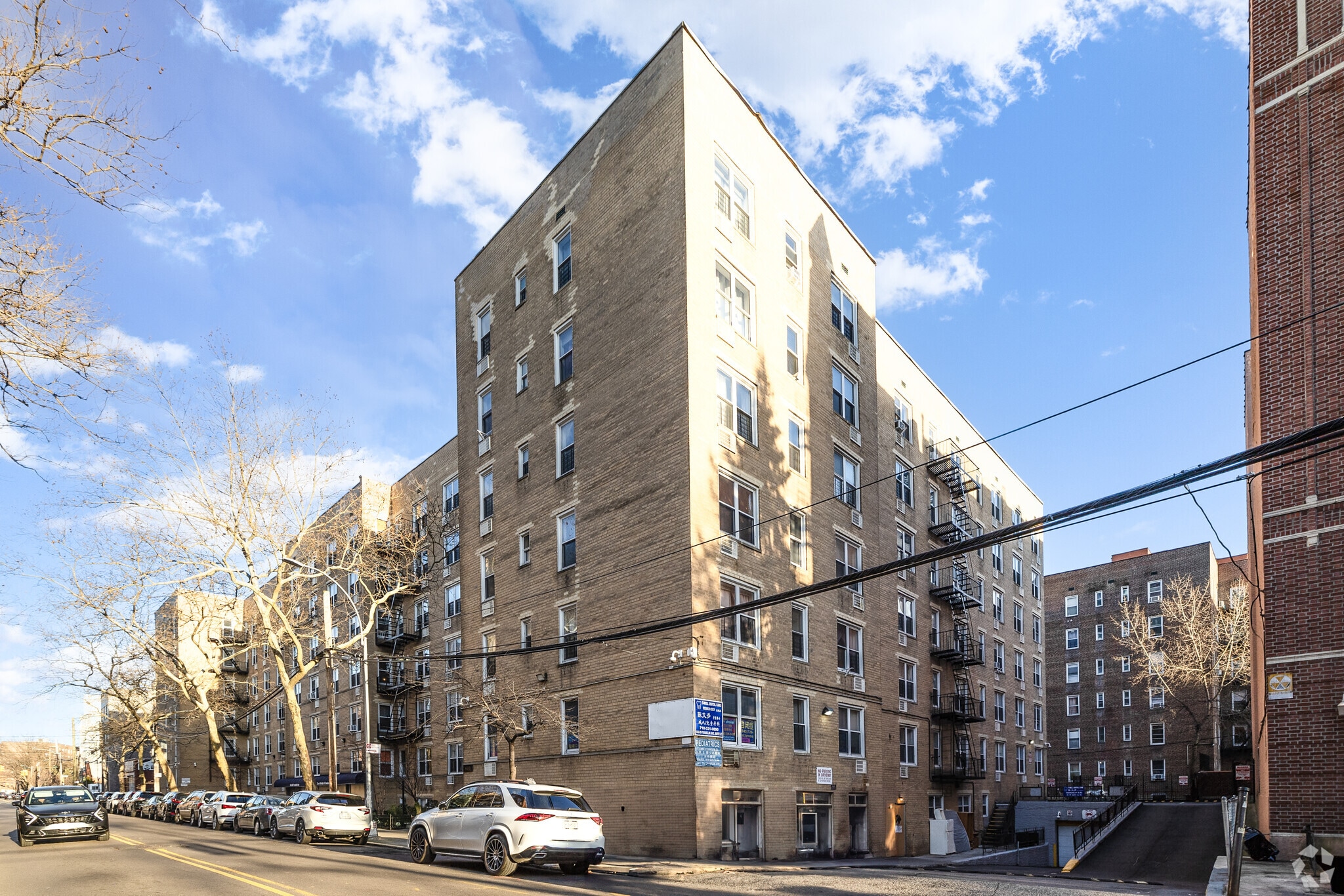 142-20 Franklin Ave, Flushing, NY for Rent
