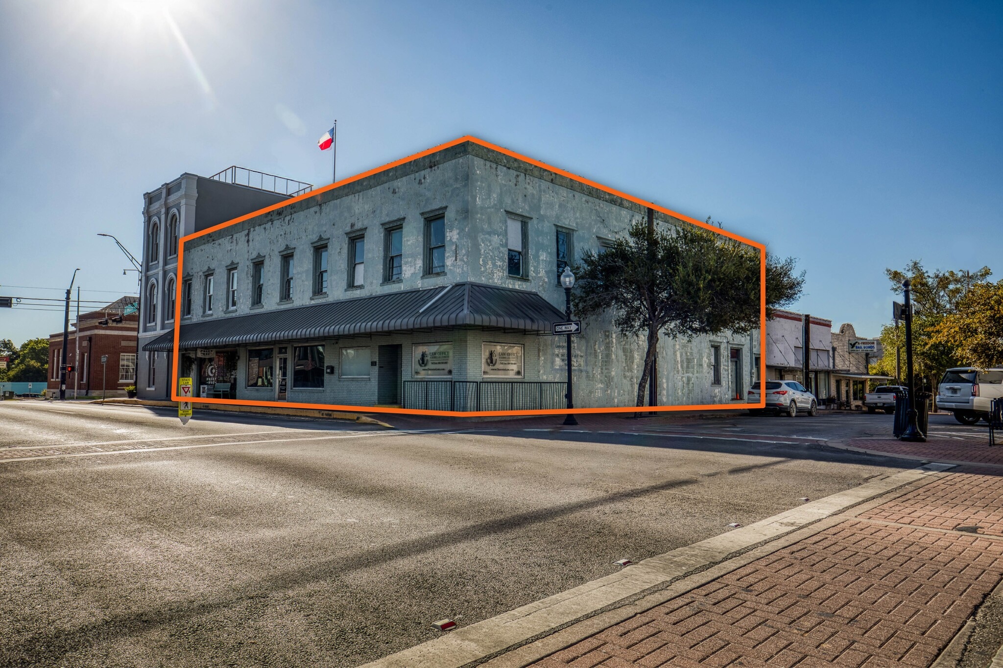 214 E Main St, Brenham, TX for Sale