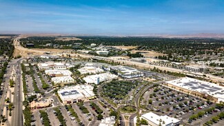 Fresno, CA Retail - 7418 N Blackstone Ave
