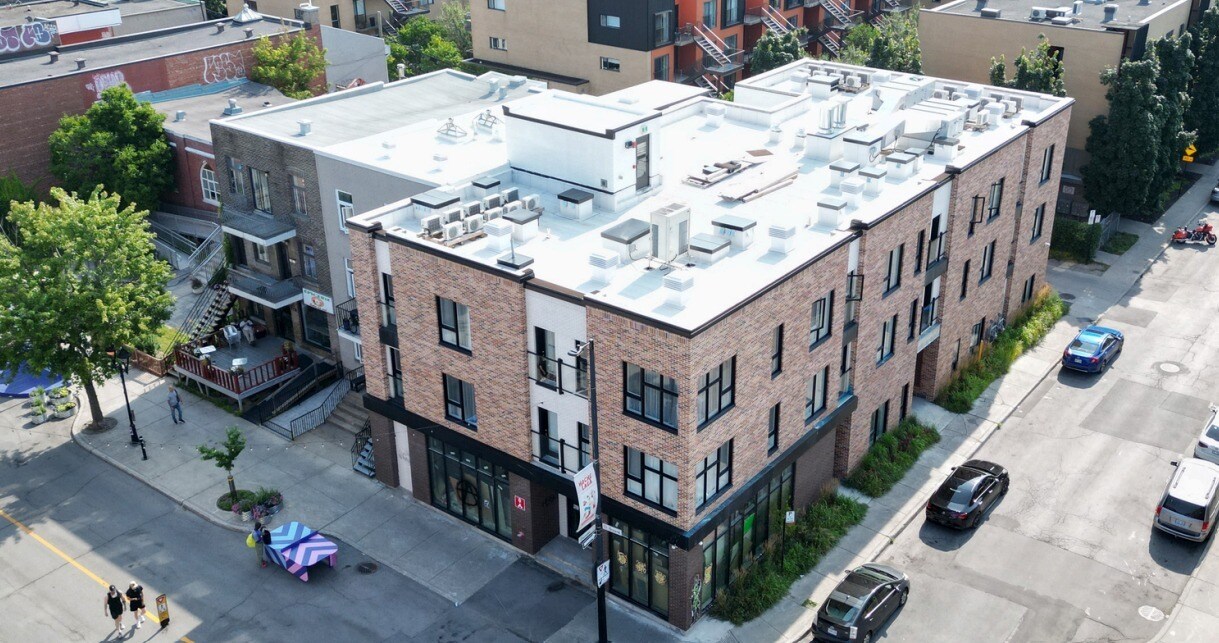 3650 Rue Ontario E, Montréal, QC for Rent