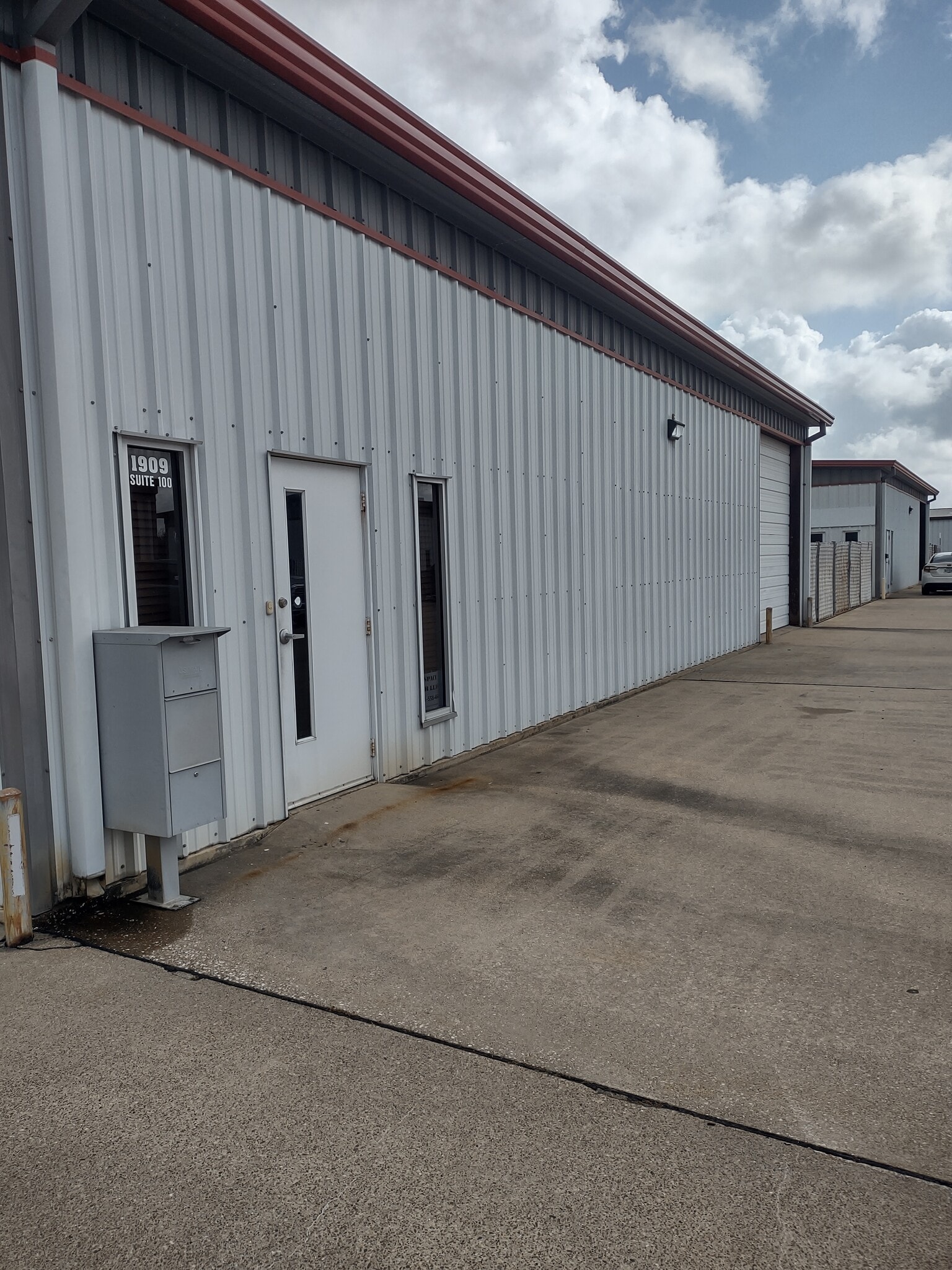 1909 Lawrence Rd, Kemah, TX for Rent