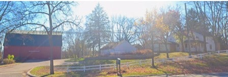 6889 W Maple Rd, West Bloomfield, MI for Sale