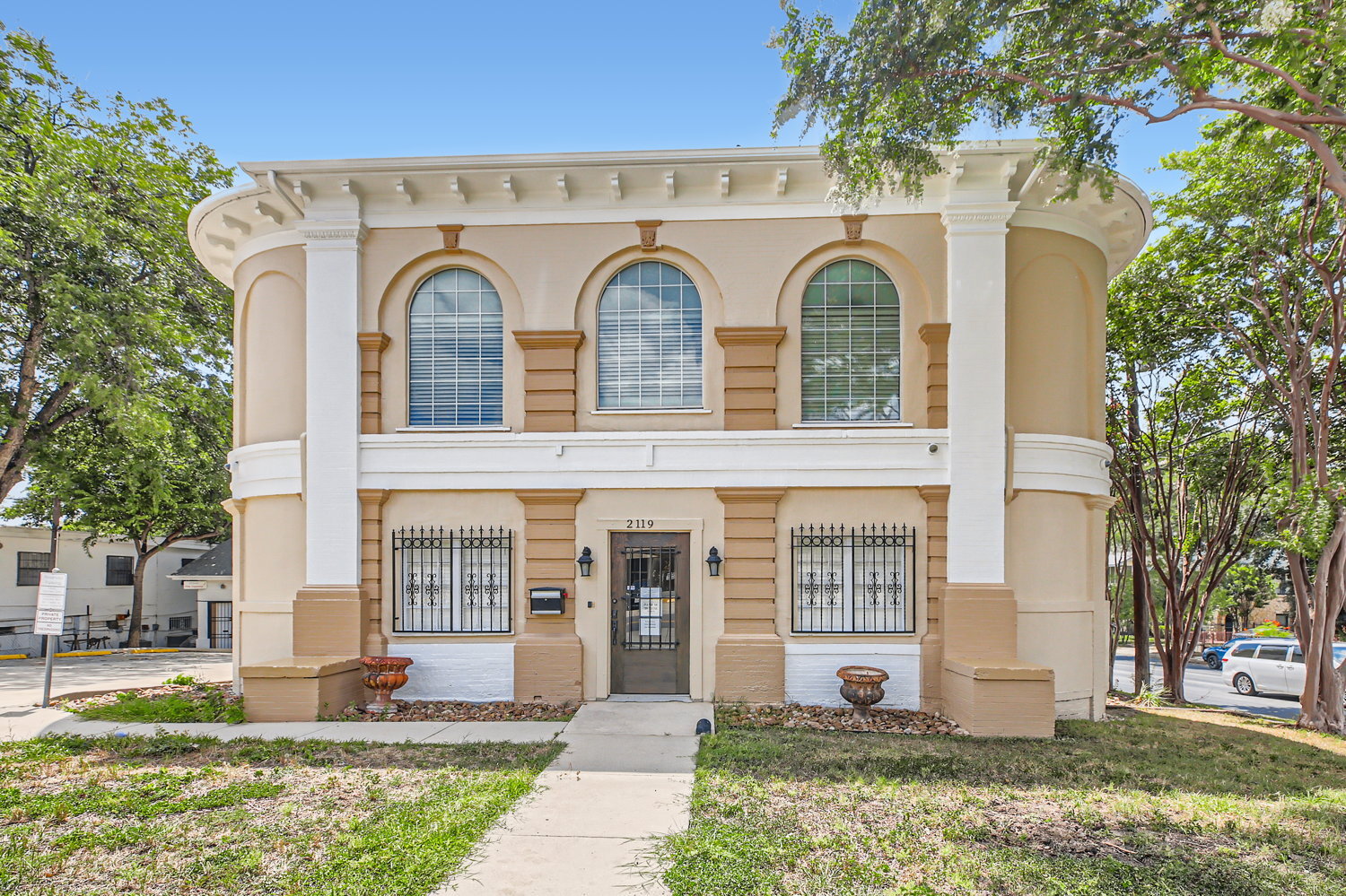 2119 San Pedro Ave, San Antonio, TX for Sale