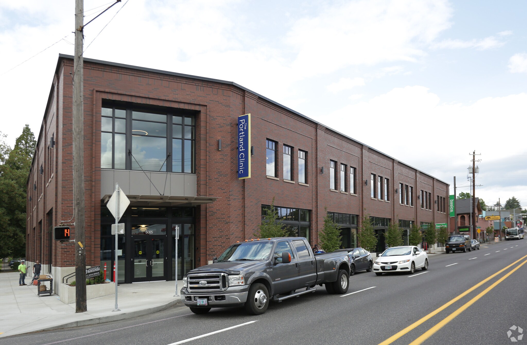 5035 NE Sandy Blvd, Portland, OR for Rent