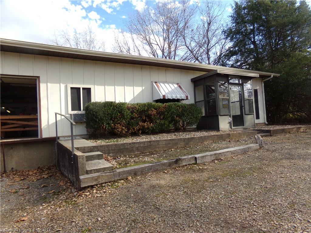 3907 S Pocola Blvd Pocola, OK 74902 Office Property for Sale on
