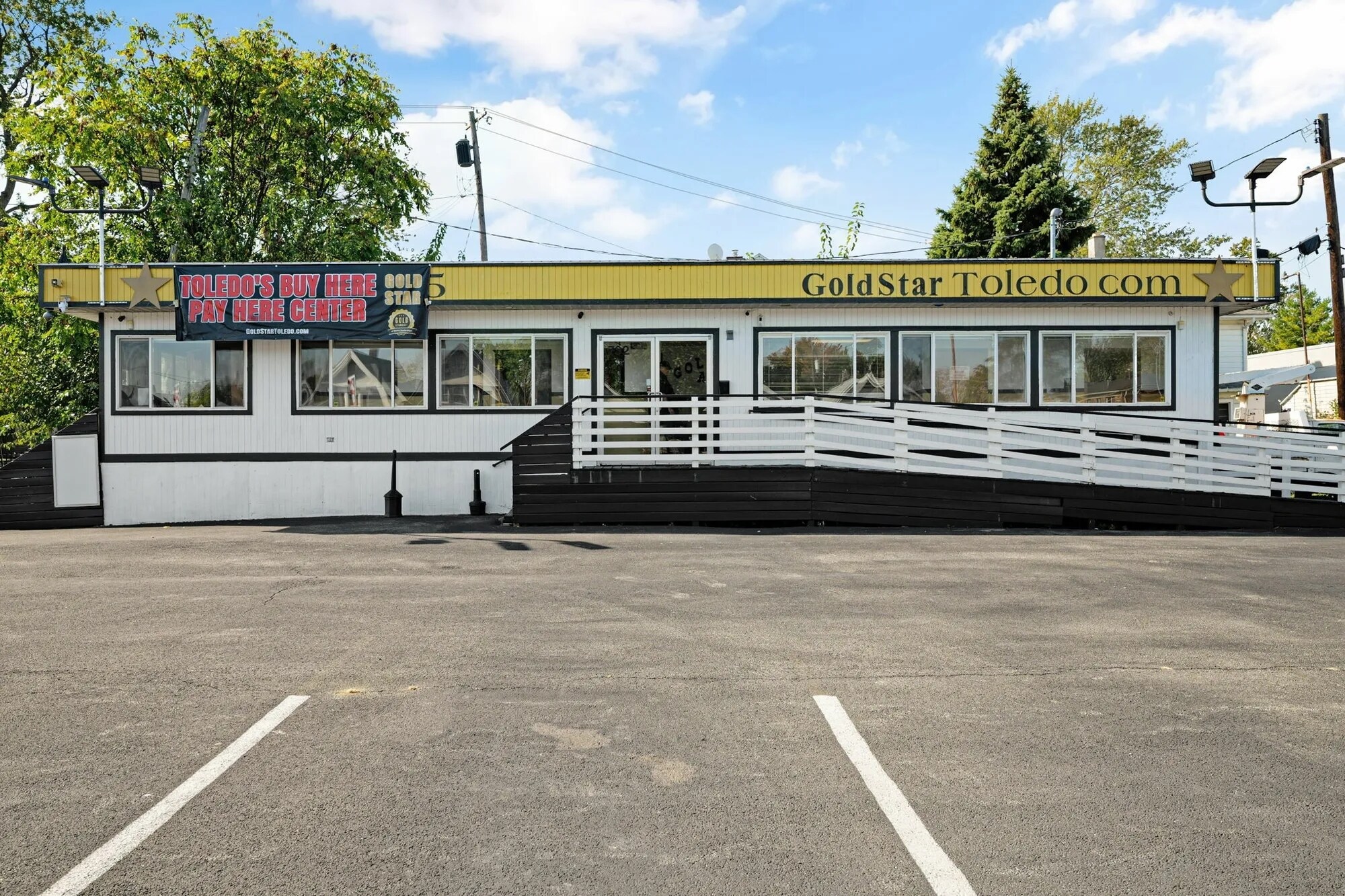 736 Woodville Rd, Toledo, OH for Rent