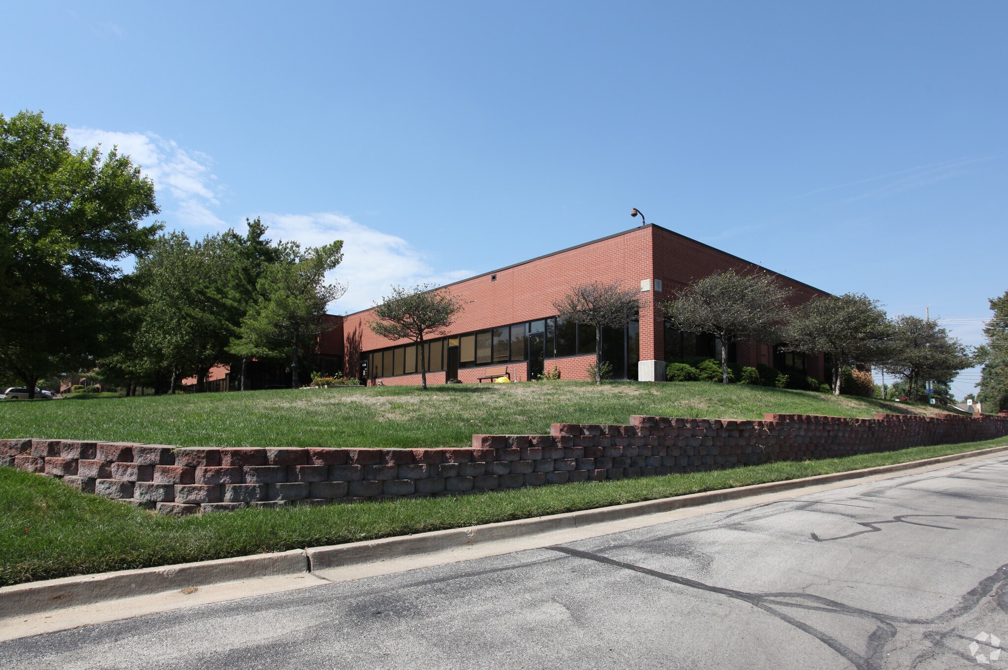 11621-11639 W 79th St, Lenexa, KS for Sale
