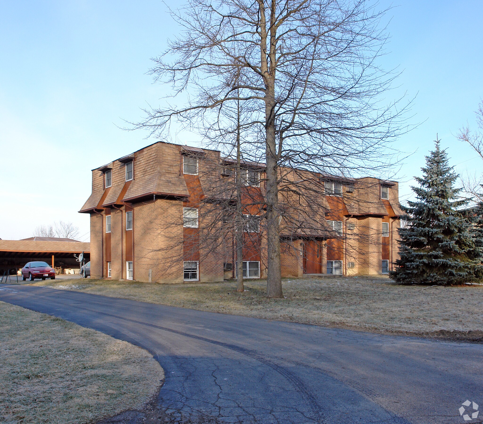 8136 Stadler Ave, Youngstown, OH for Sale