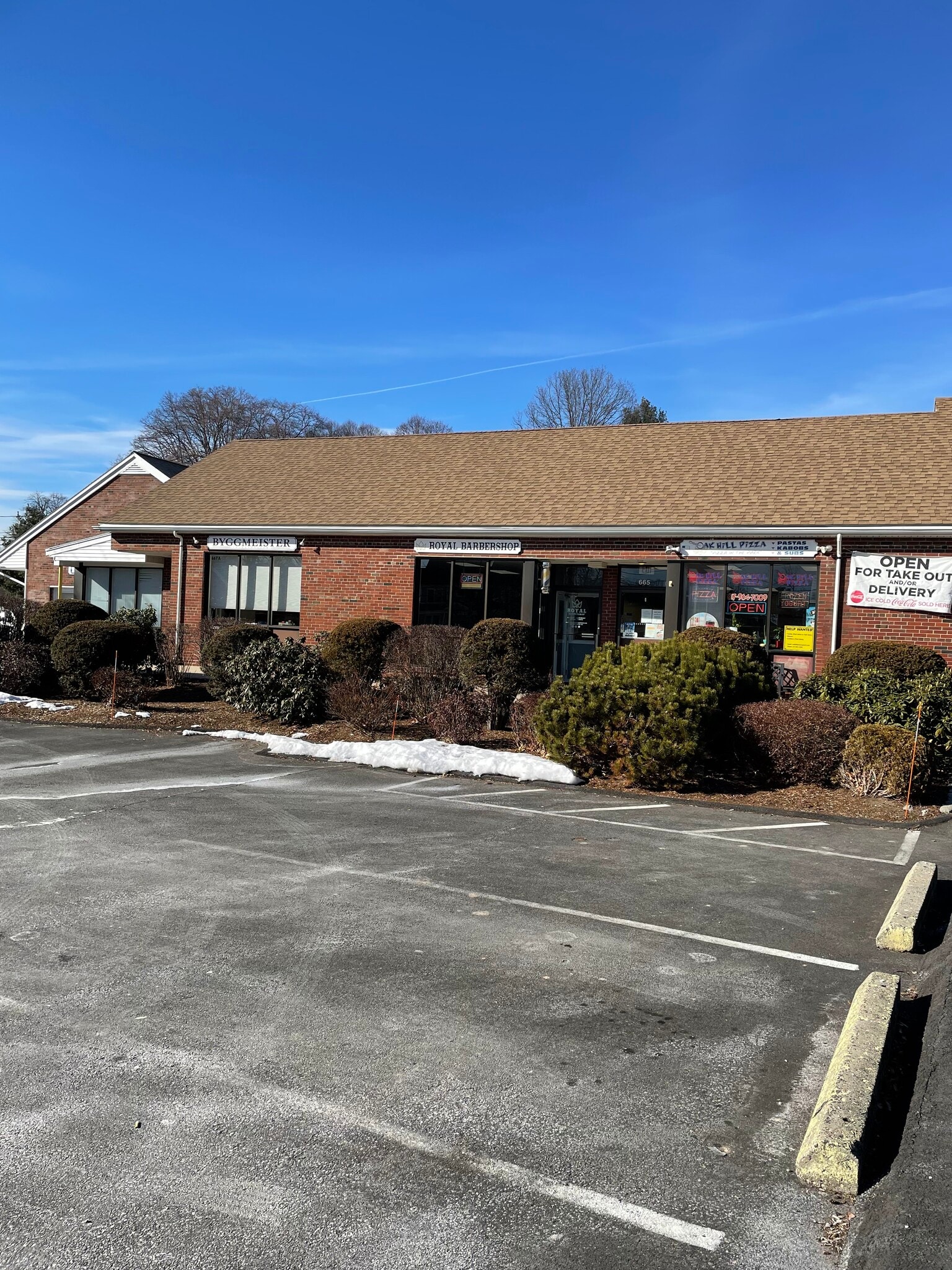 667 Saw Mill Brook Pky, Newton, MA for Rent