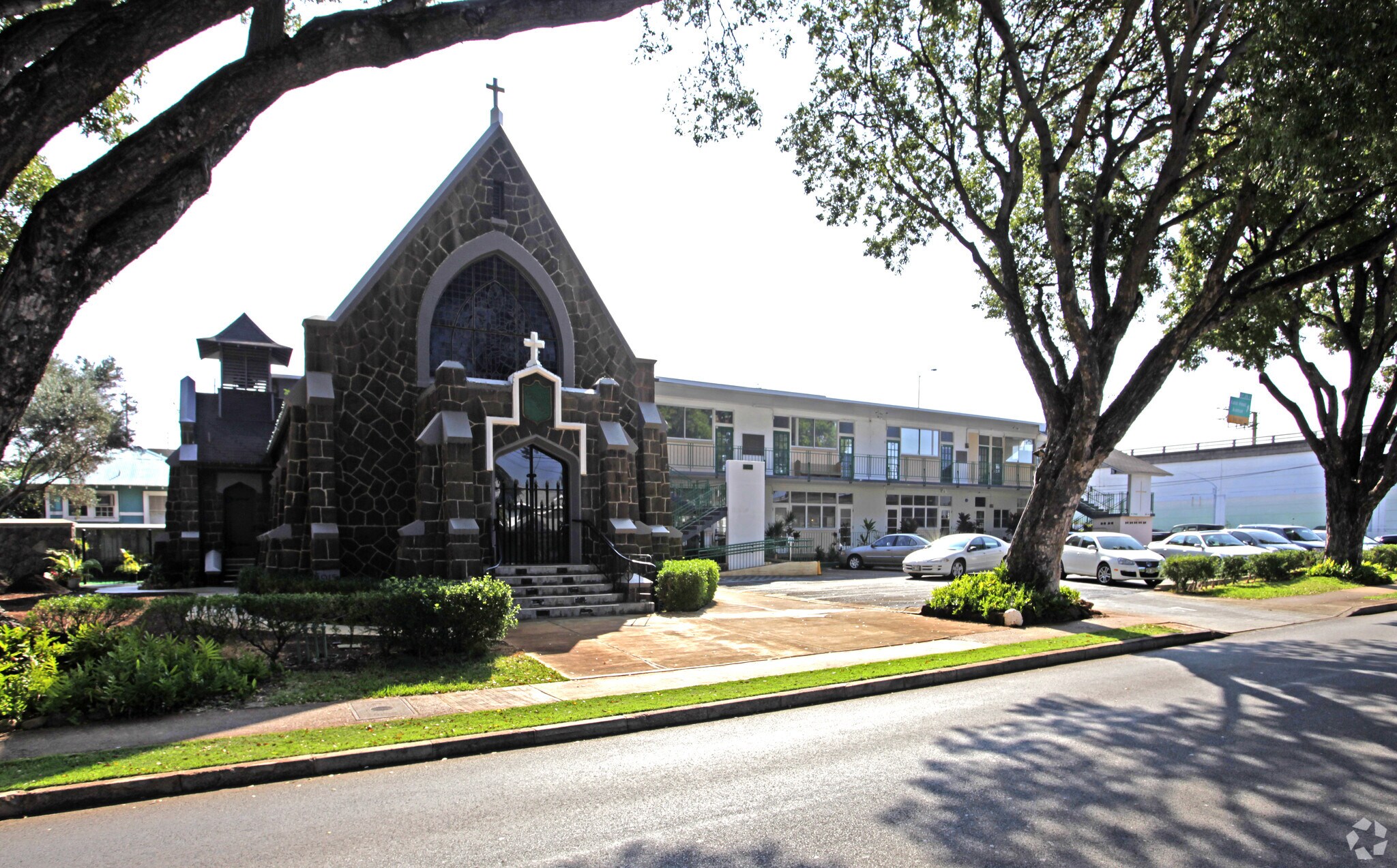 1041 10th Ave, Honolulu, HI for Rent