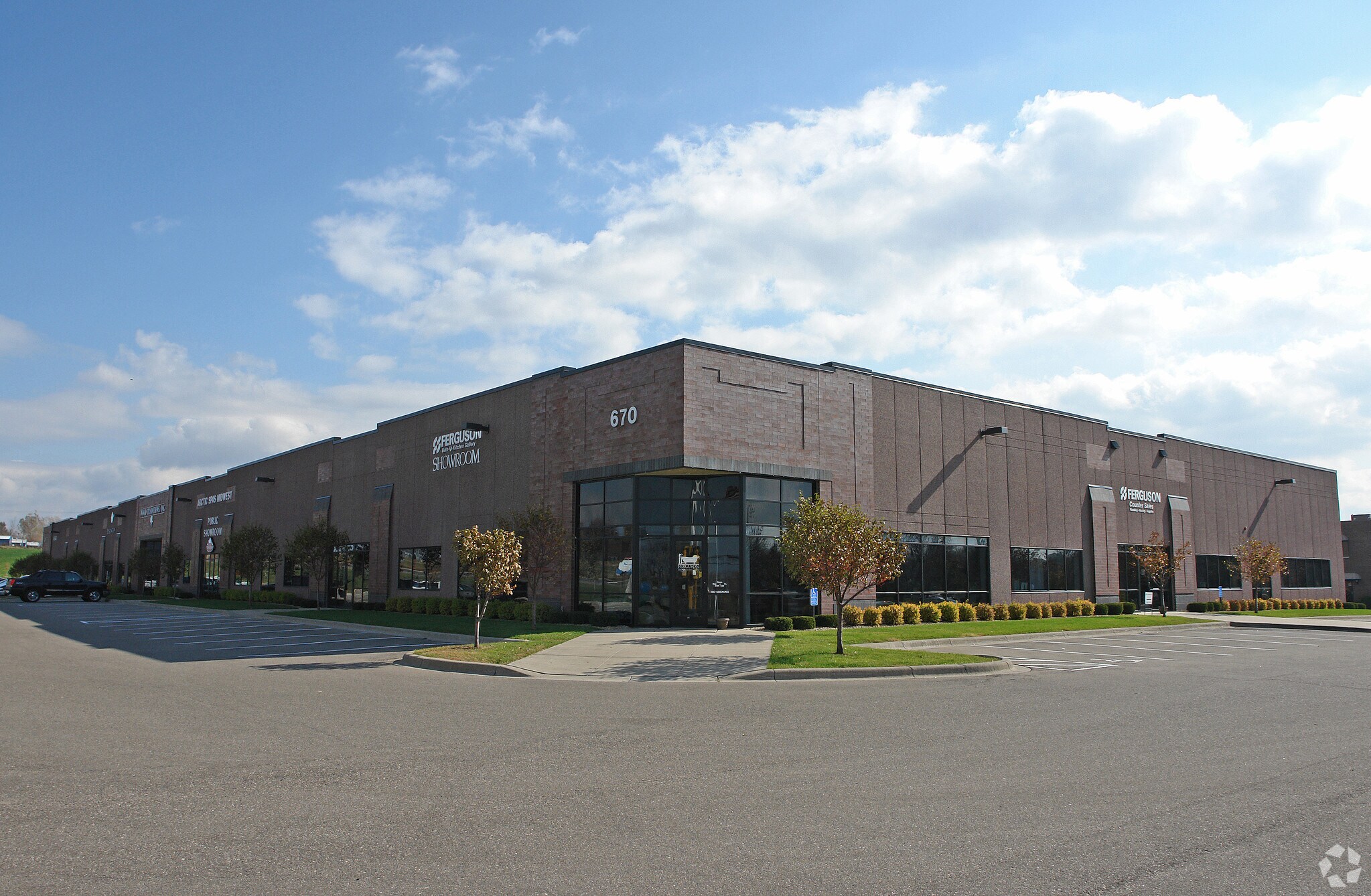 670 E Travelers Trl E, Burnsville, MN for Rent