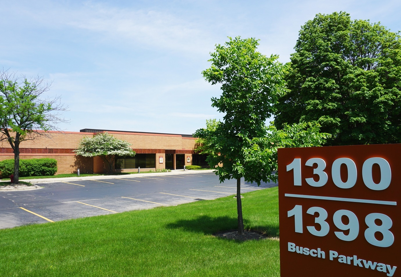 1300-1398 Busch Pky, Buffalo Grove, IL for Rent