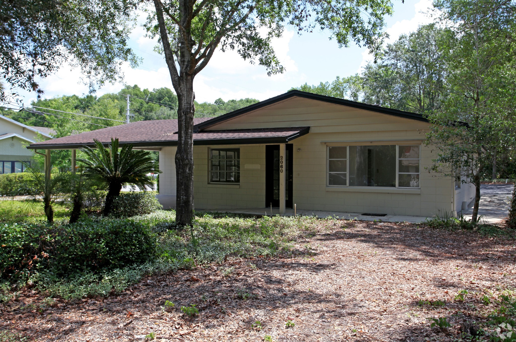 2060 N Donnelly St, Mount Dora, FL for Rent