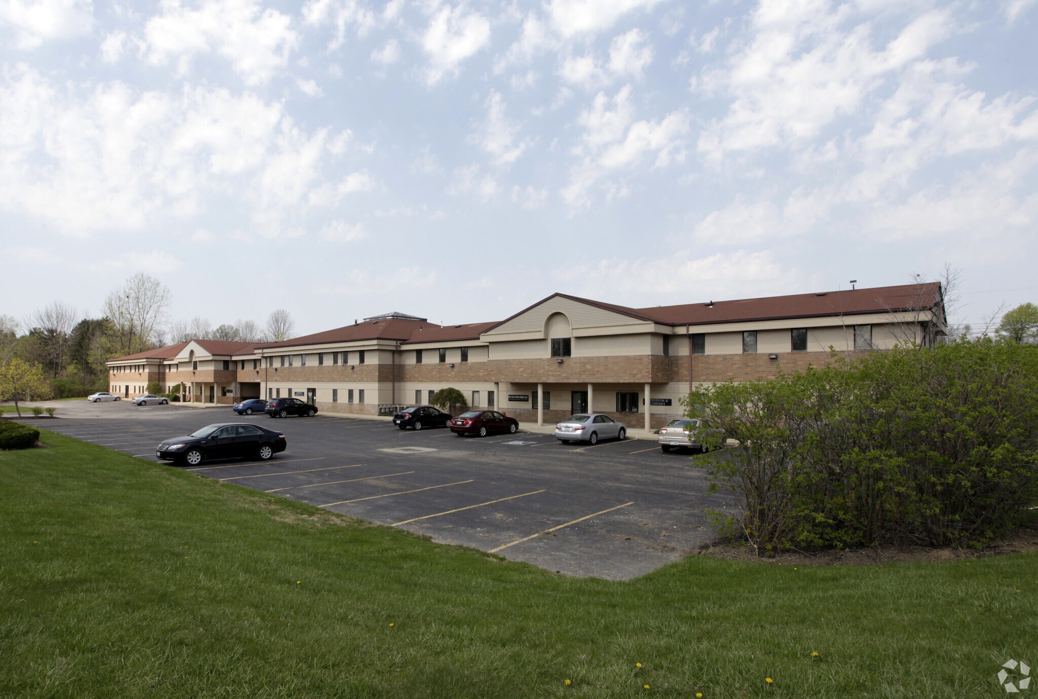 1000 S Cleveland-Massillon Rd, Akron, OH for Rent