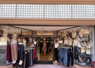 Santa Ana, CA Retail - 108-110 E 4th St