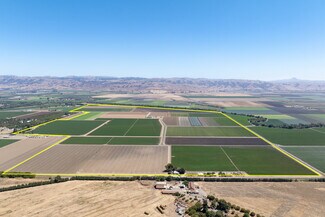 Gilroy, CA Commercial Land - 4175 Davidson Ave