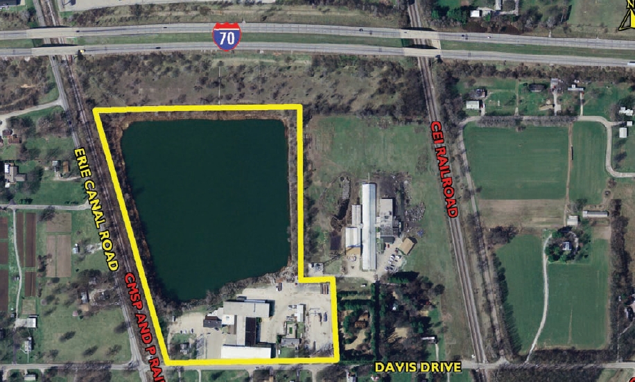 1670 E Davis Dr, Terre Haute, IN for Sale