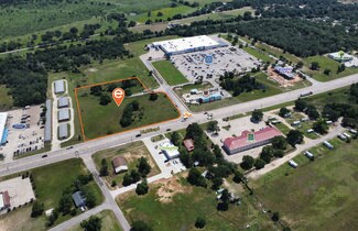 Rockdale, TX Commercial Land - 702 W US Hwy 79
