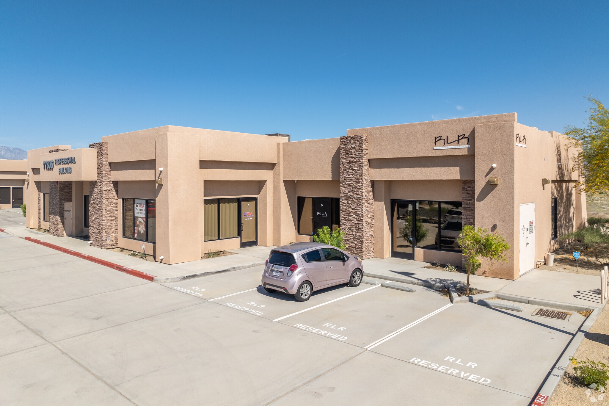 77806 Flora Rd, Palm Desert, CA for Rent
