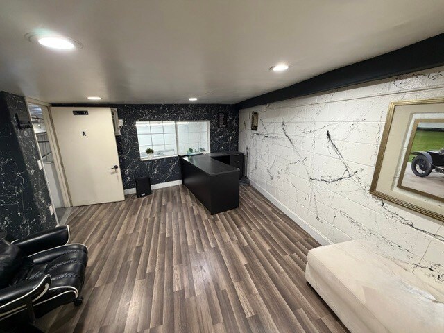 2814 N San Fernando Blvd, Burbank, CA for Rent