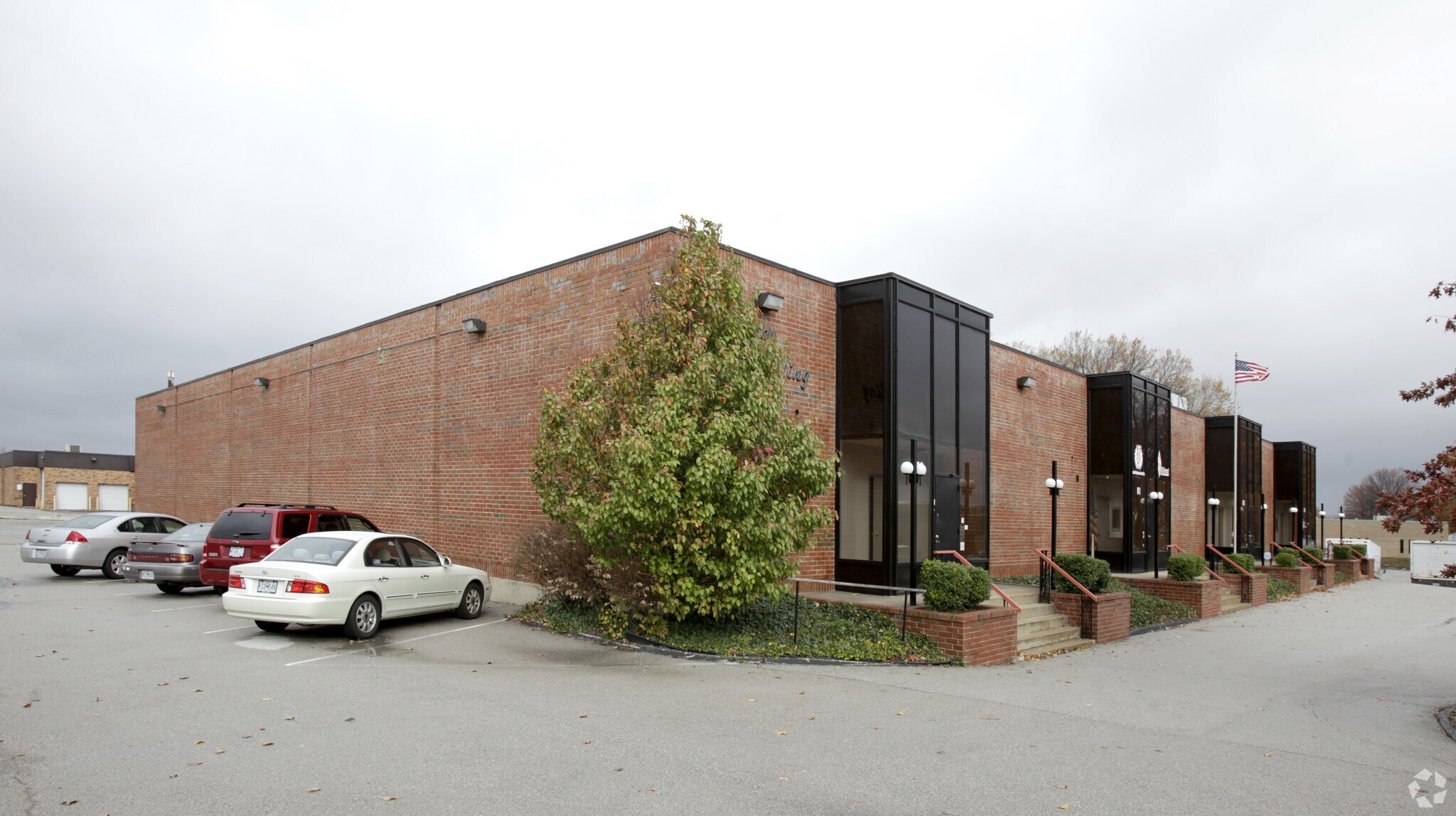 79-85 Weldon Pky, Maryland Heights, MO for Rent