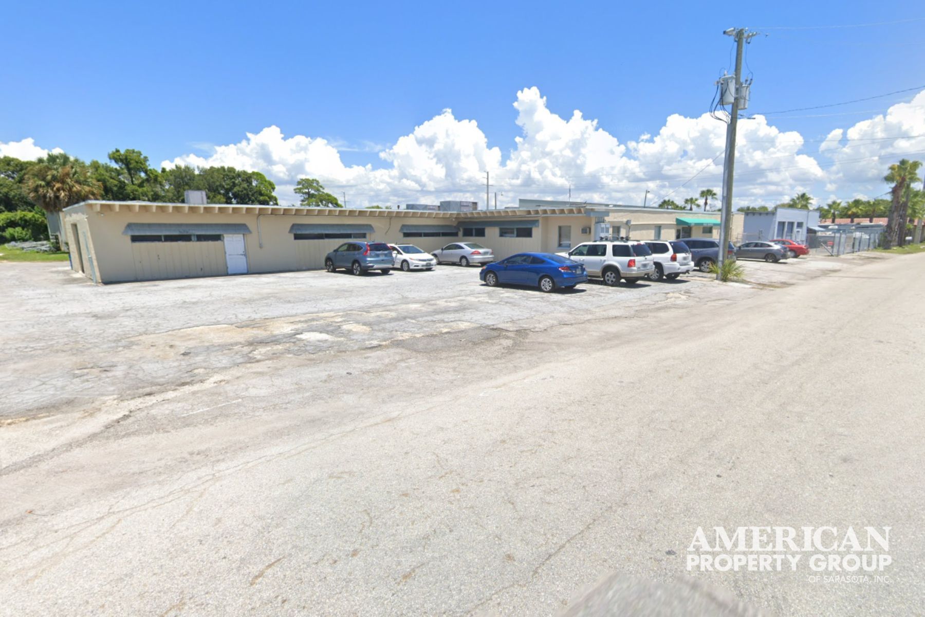 2053 13th St, Sarasota, FL for Sale