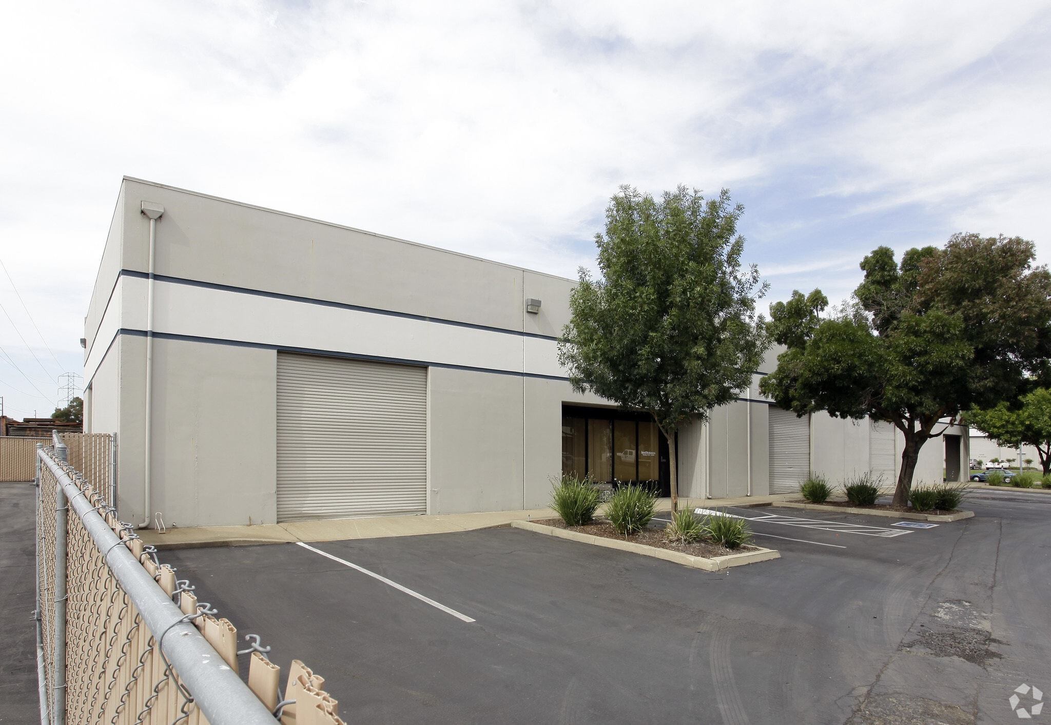 16 Light Sky Ct, Sacramento, CA for Sale