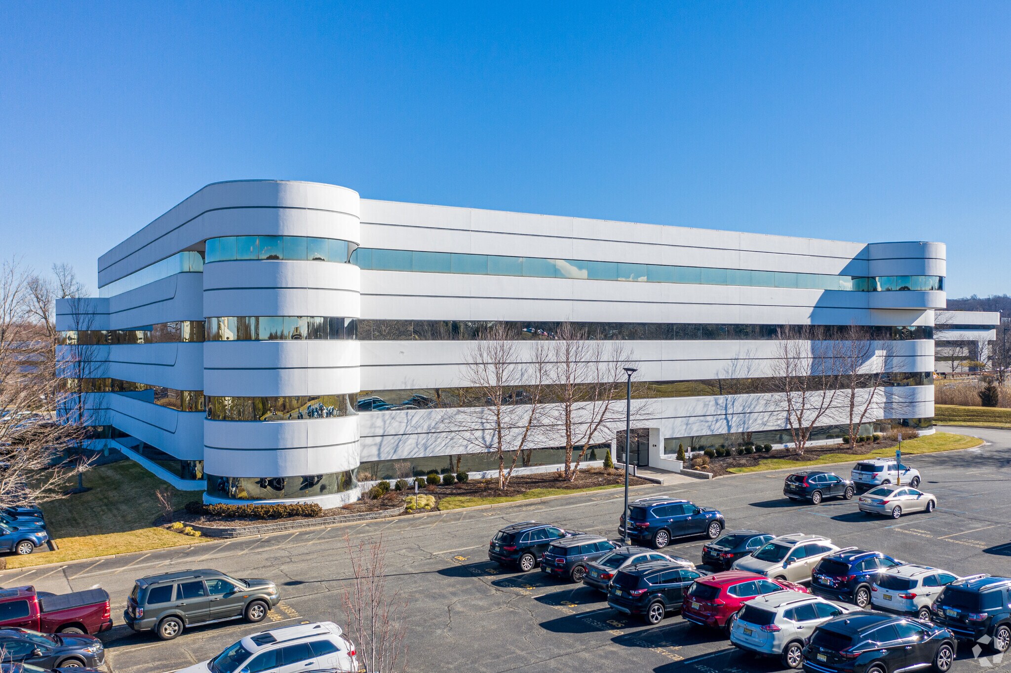 5 Becker Farm Rd Roseland, NJ 07068 Office Property for Lease on