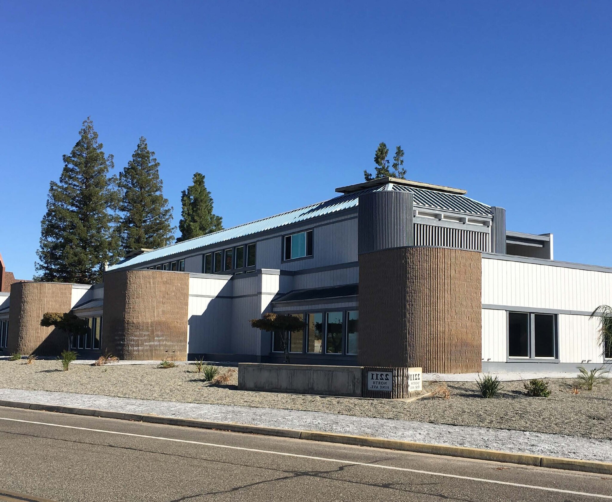 2211 N Fine Ave, Fresno, CA for Rent