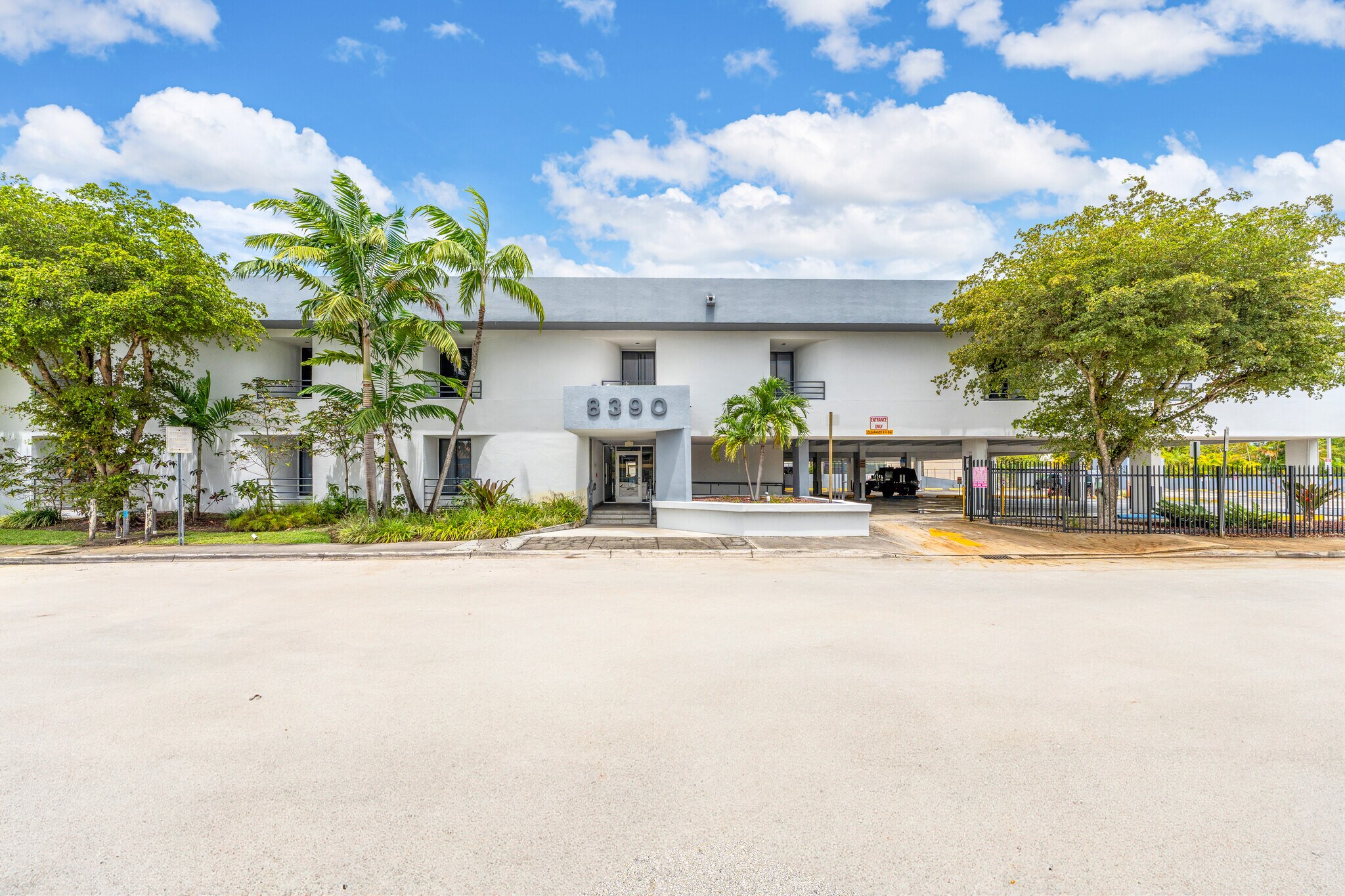 8390 W Flagler St, Miami, FL for Rent