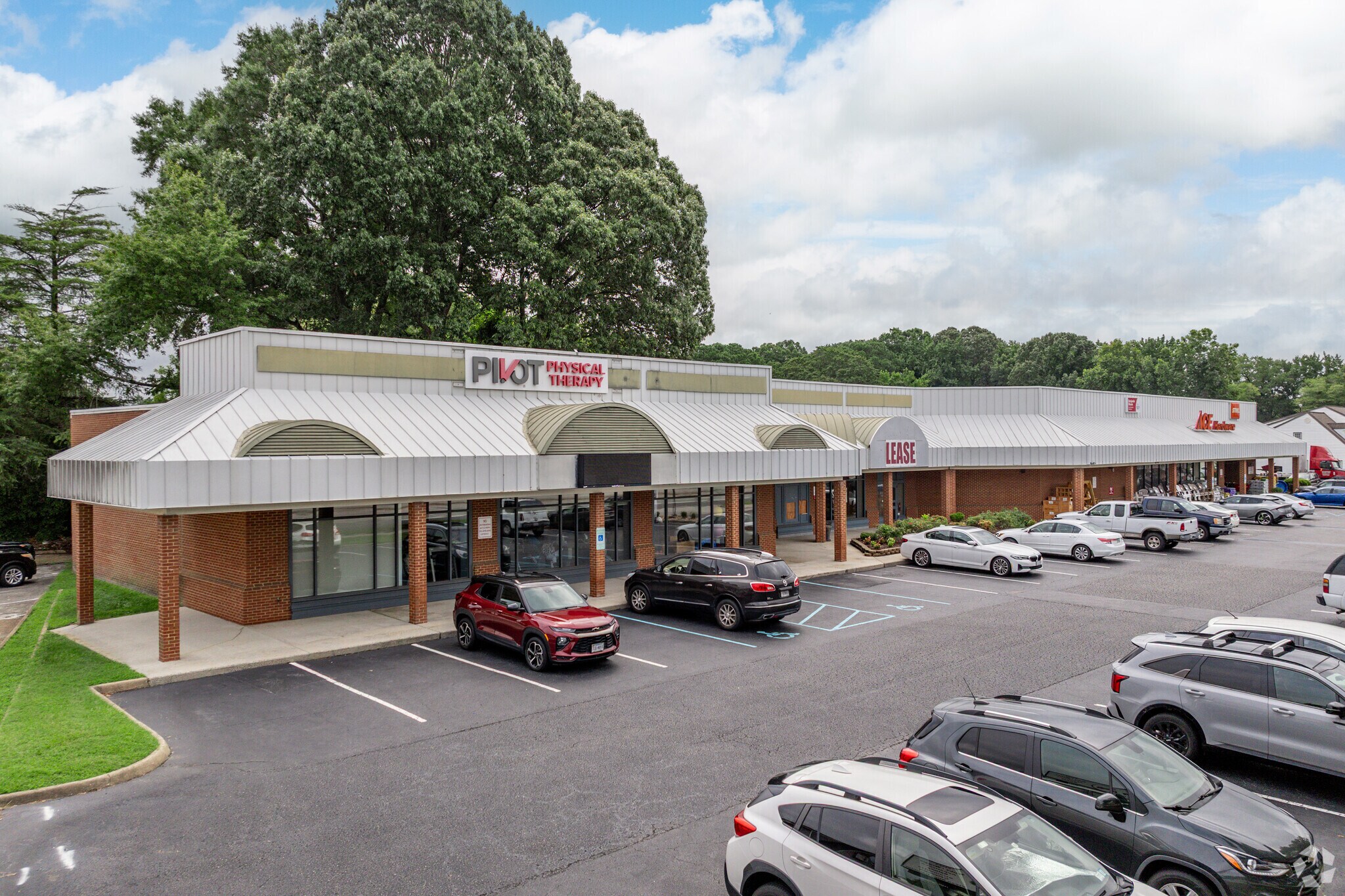 12486-12494 Warwick Blvd, Newport News, VA for Rent