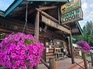 Cooper Landing, AK Hospitality - 14865 Sterling Hwy