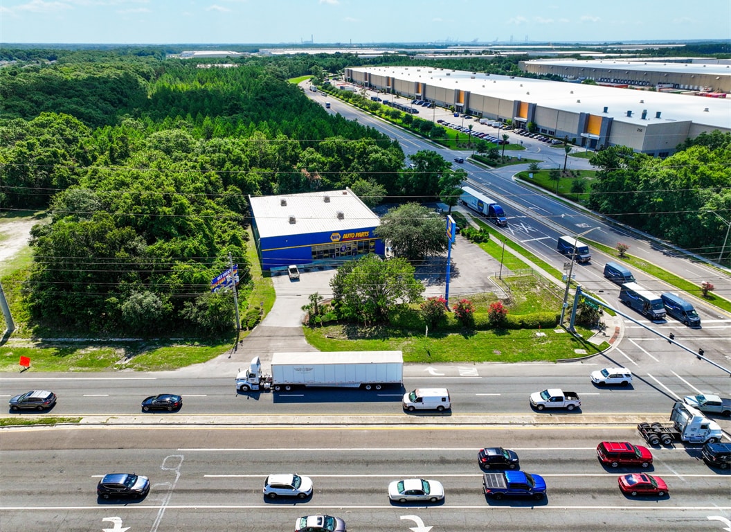 10733 N Main St, Jacksonville, FL for Sale