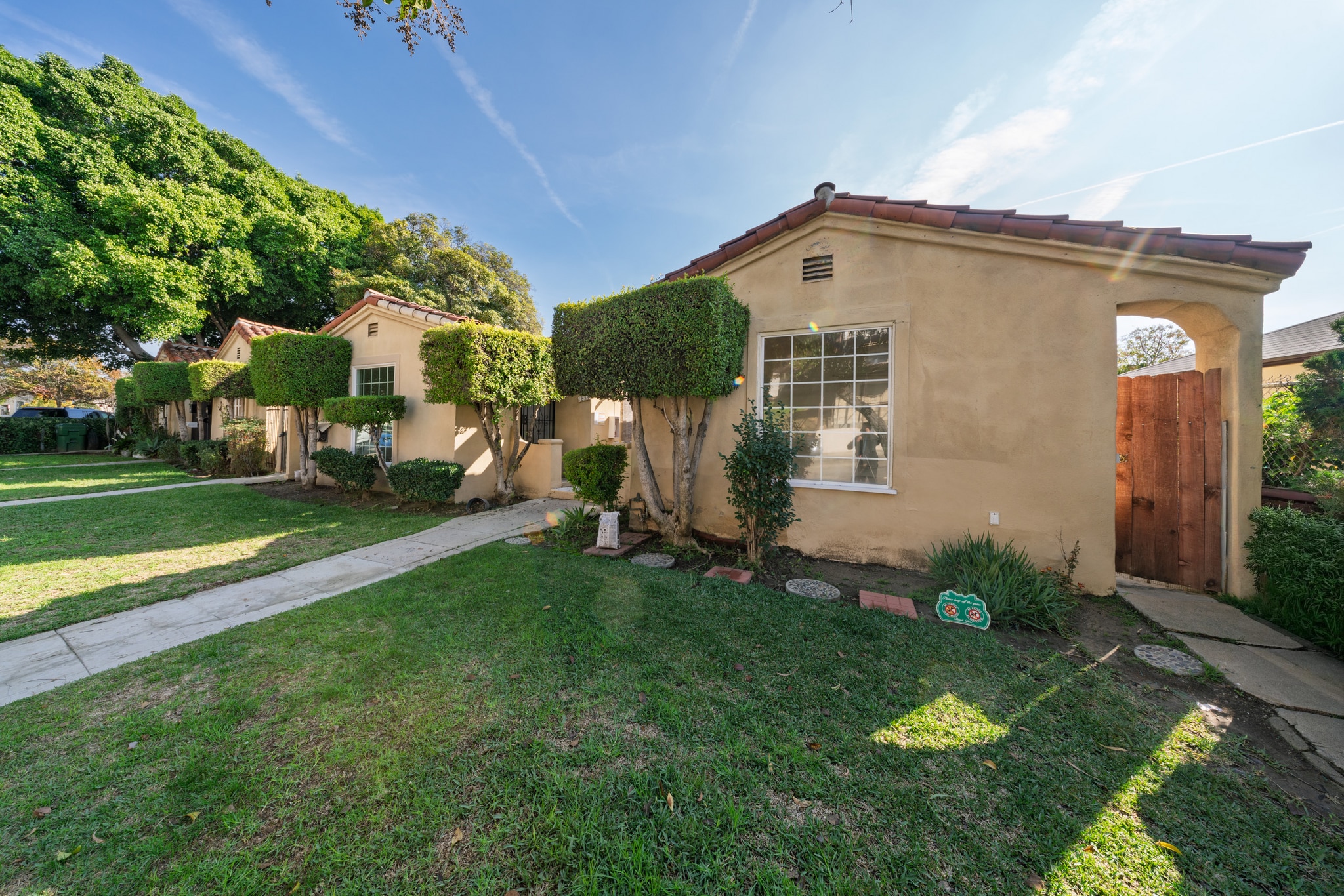 1832 Lansdowne Ave, Los Angeles, CA for Sale