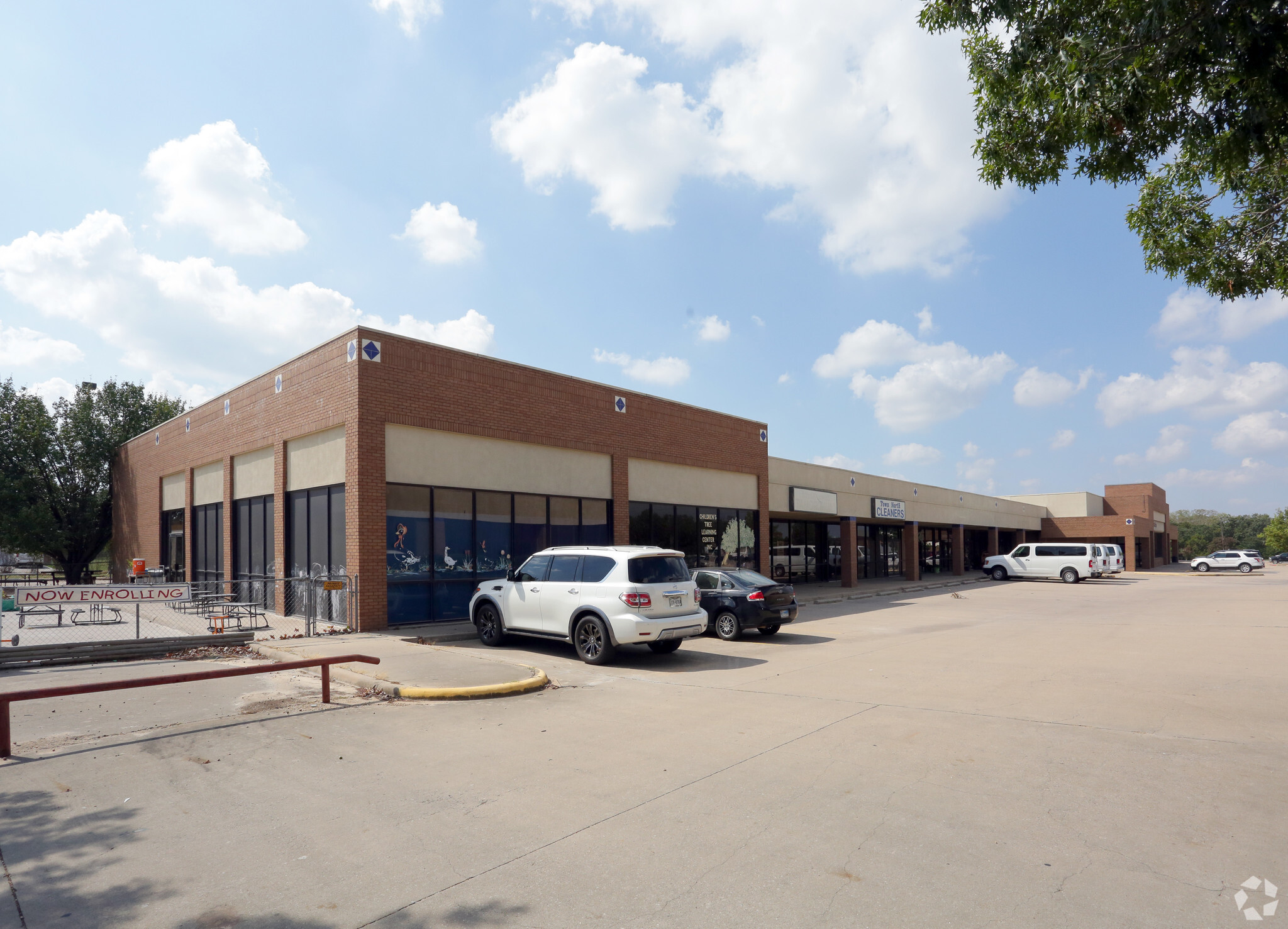 2520 E Highway 82, Whitesboro, TX for Rent