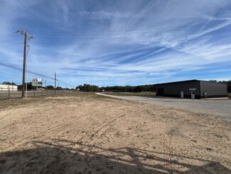 Round Mountain, TX Industrial - 11324 US Highway 281 N