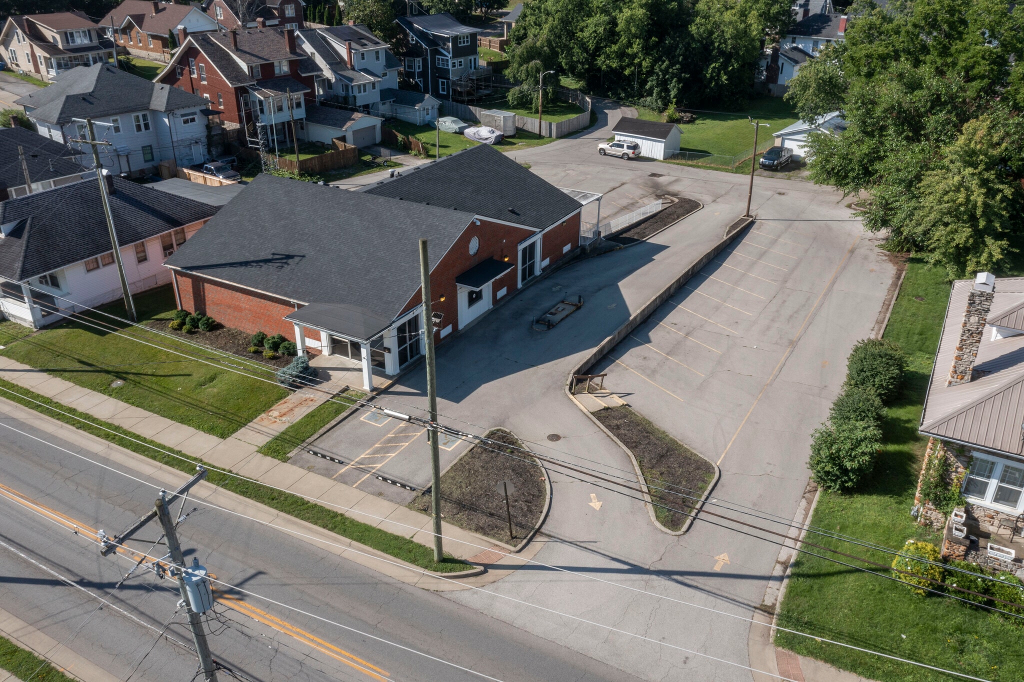 308 W Lexington Ave, Winchester, KY for Sale