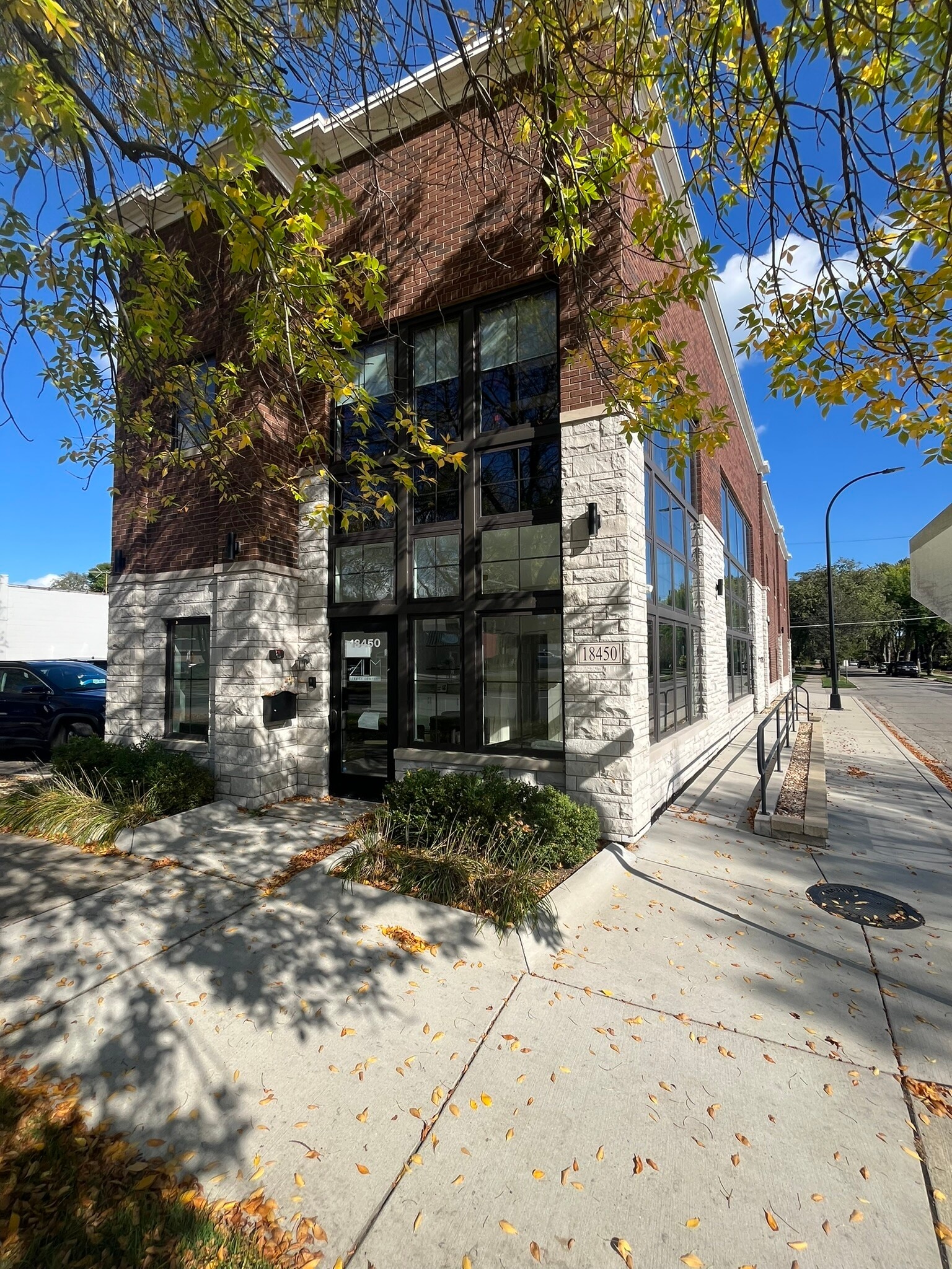 18450 Mack Ave, Grosse Pointe, MI for Rent